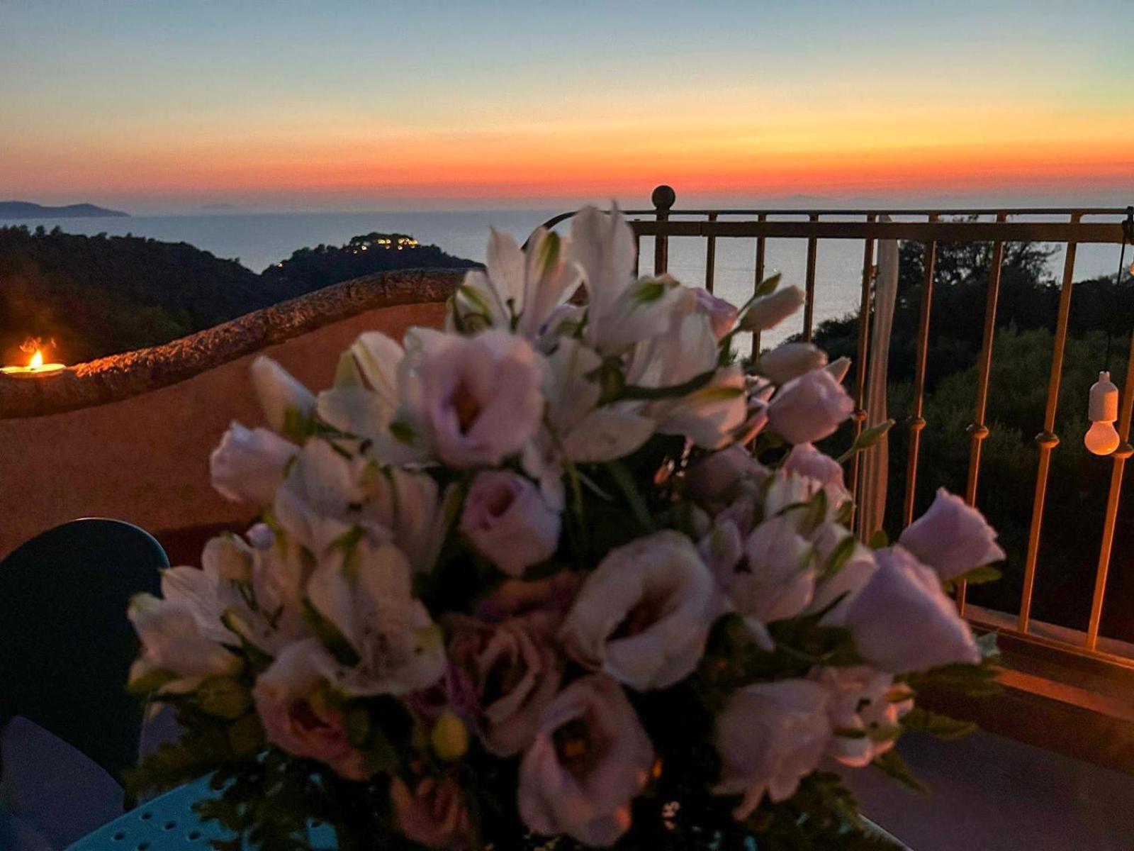 Villa Velta Sea Sunset Porto Santo Stefano  Exteriér fotografie