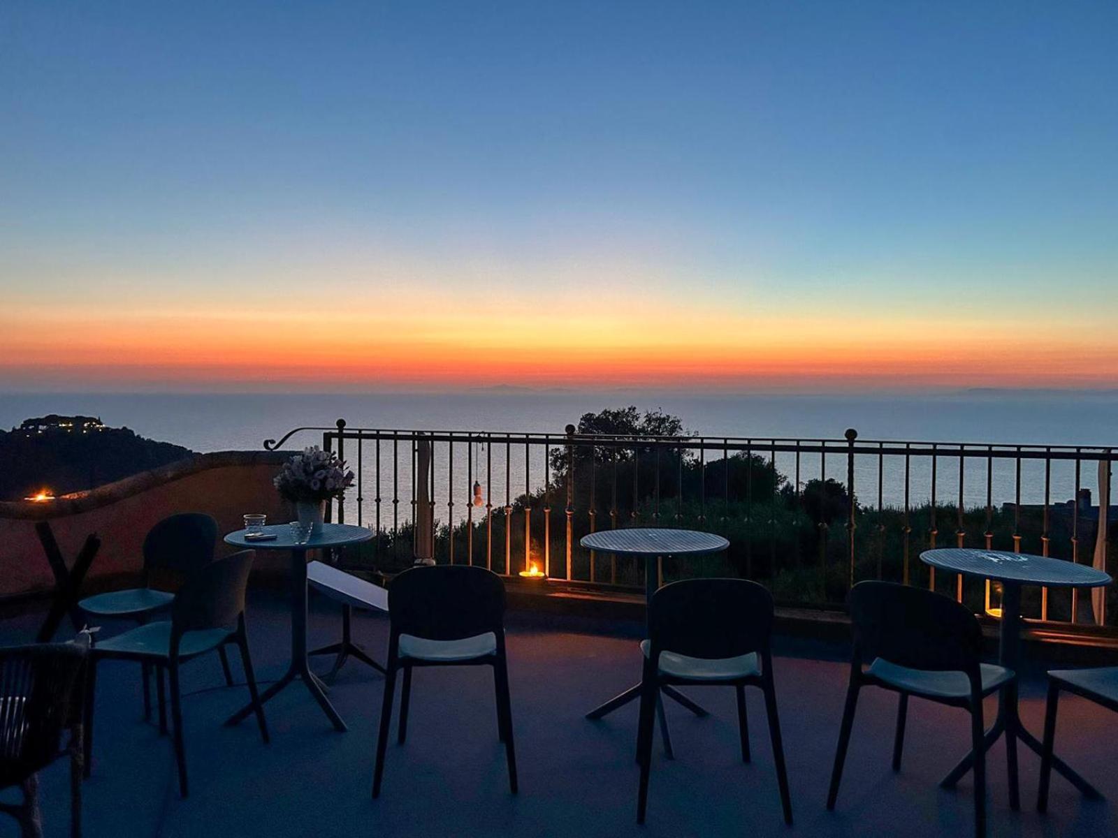 Villa Velta Sea Sunset Porto Santo Stefano  Exteriér fotografie