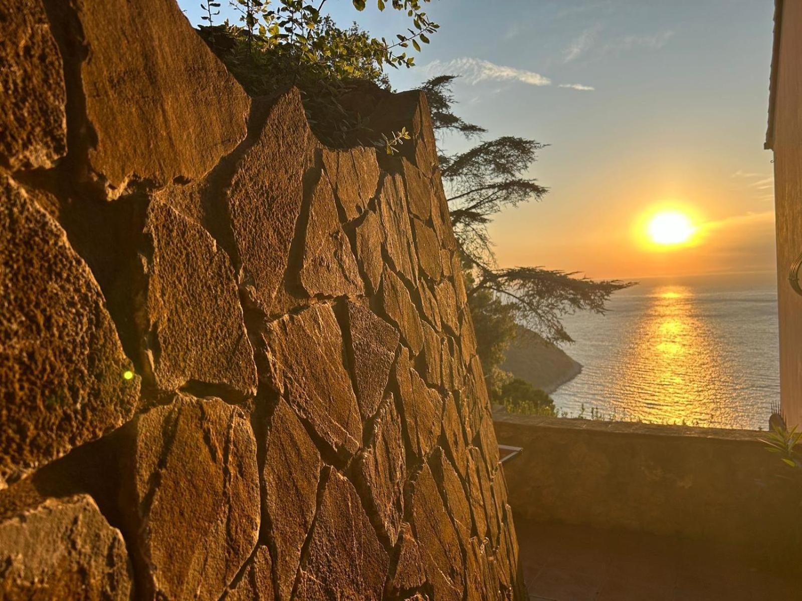 Villa Velta Sea Sunset Porto Santo Stefano  Exteriér fotografie